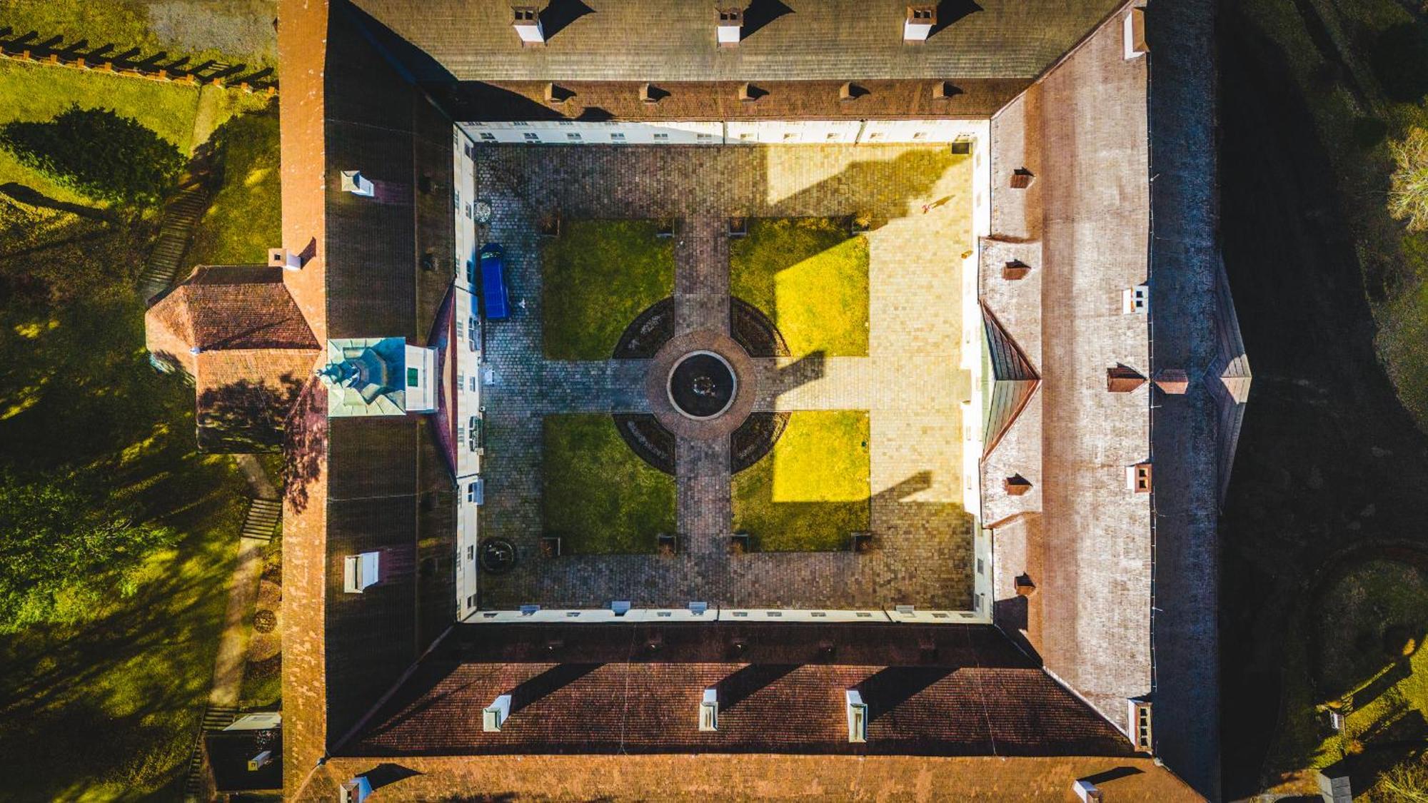 Sovi Dom- Historicke Apartmany Z 19 Storocia, 4Km Od Banskej Stiavnice Svätý Anton Kültér fotó