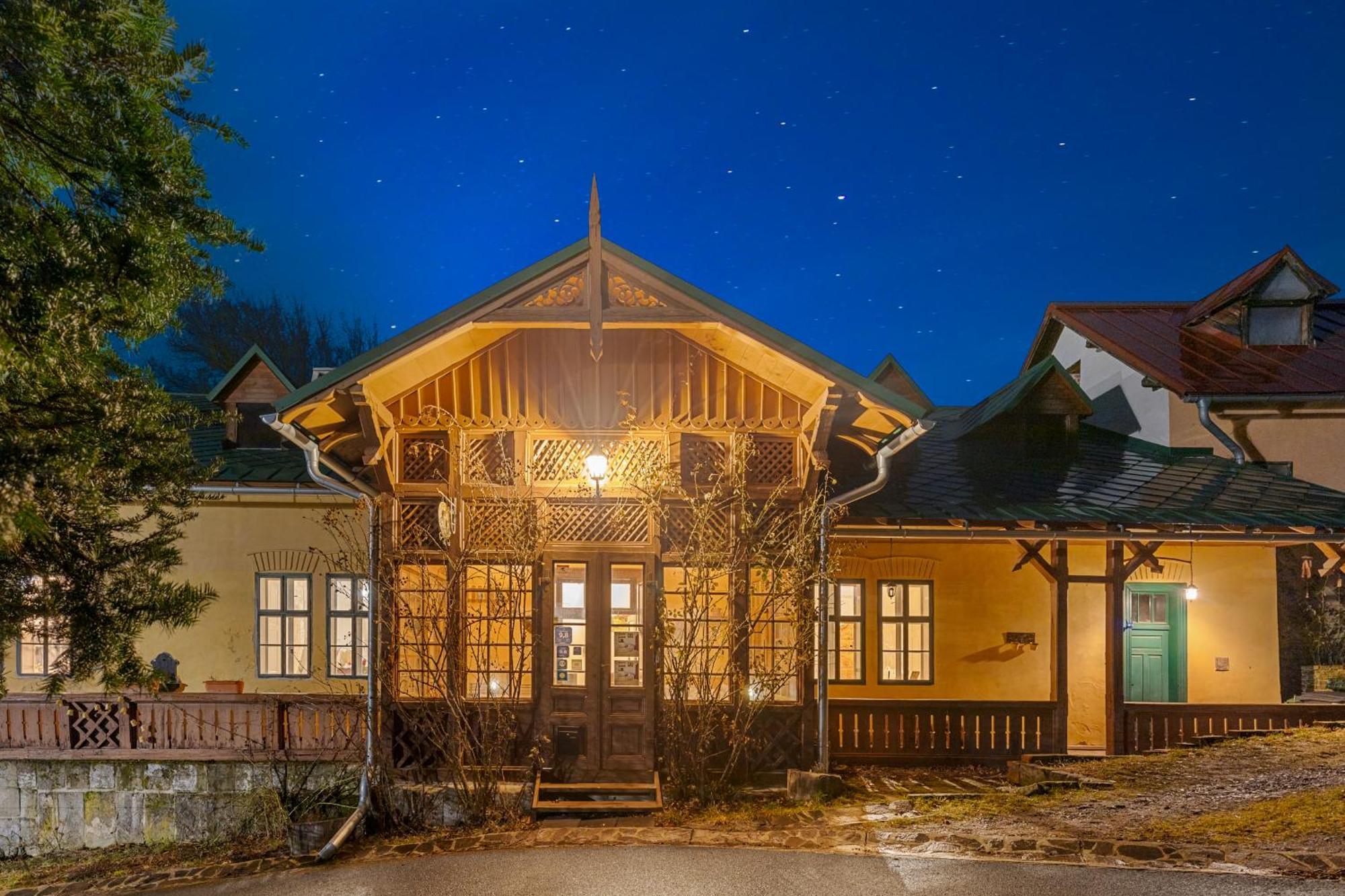 Sovi Dom- Historicke Apartmany Z 19 Storocia, 4Km Od Banskej Stiavnice Svätý Anton Kültér fotó