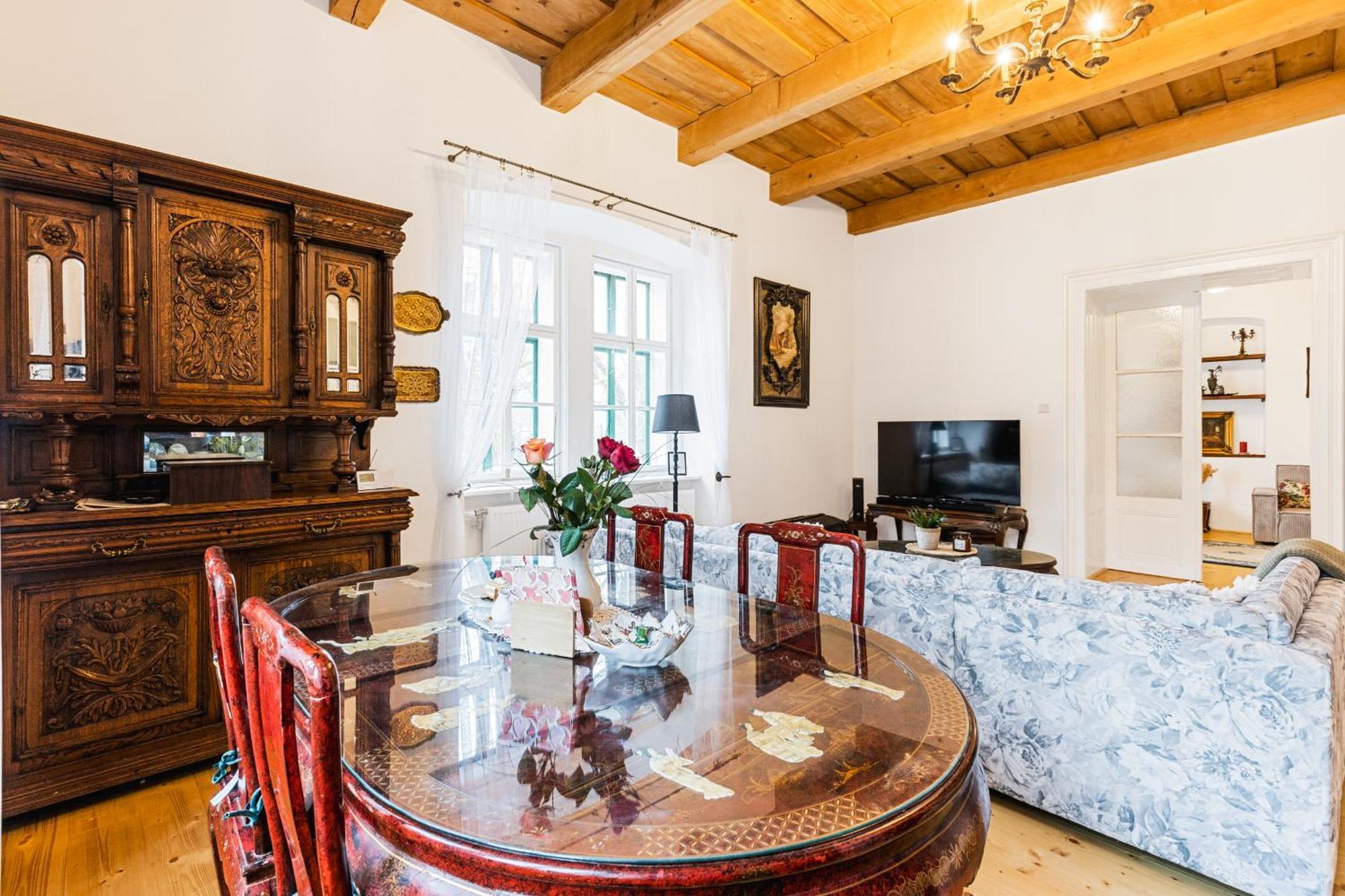 Sovi Dom- Historicke Apartmany Z 19 Storocia, 4Km Od Banskej Stiavnice Svätý Anton Kültér fotó