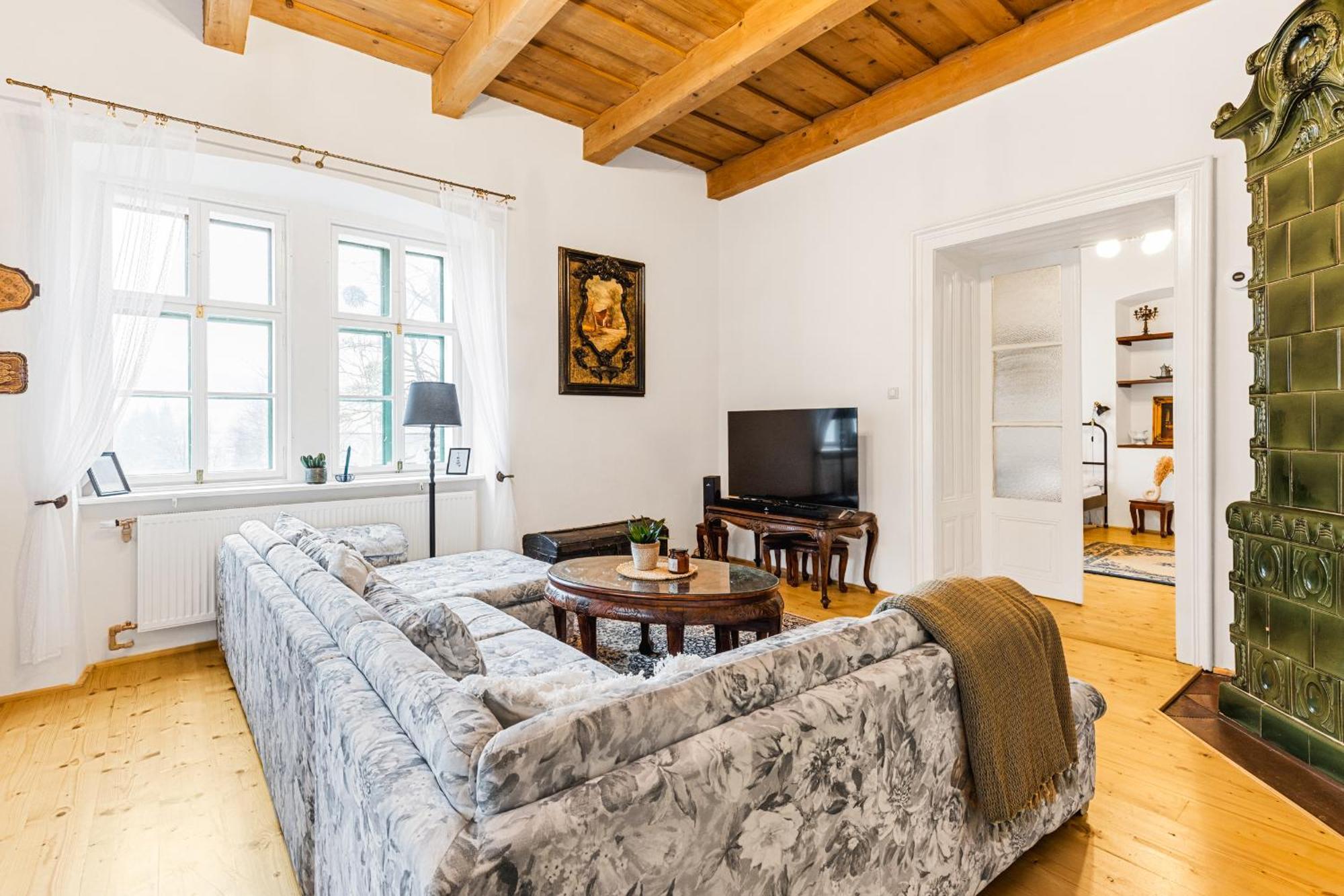 Sovi Dom- Historicke Apartmany Z 19 Storocia, 4Km Od Banskej Stiavnice Svätý Anton Kültér fotó