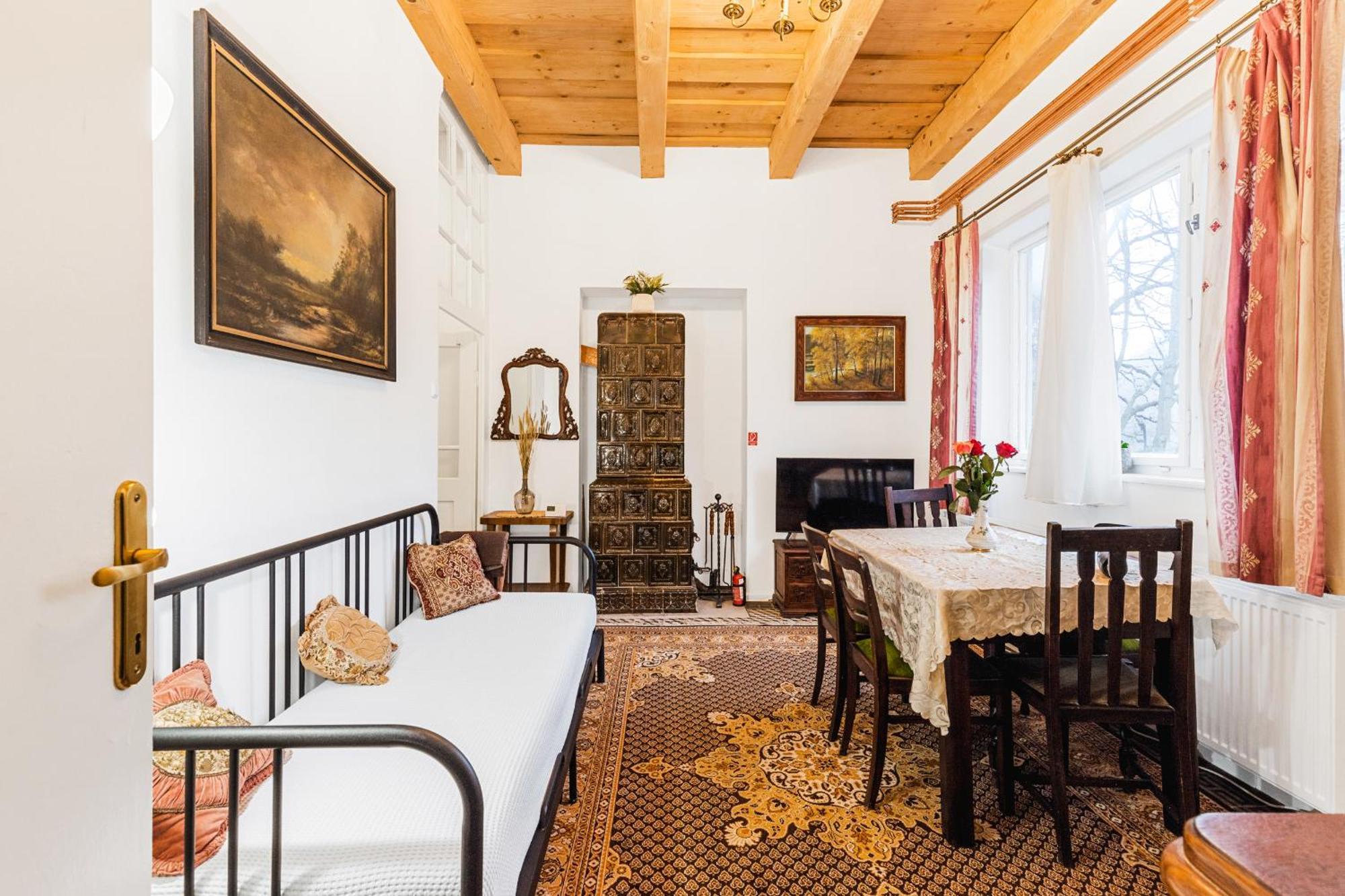 Sovi Dom- Historicke Apartmany Z 19 Storocia, 4Km Od Banskej Stiavnice Svätý Anton Kültér fotó