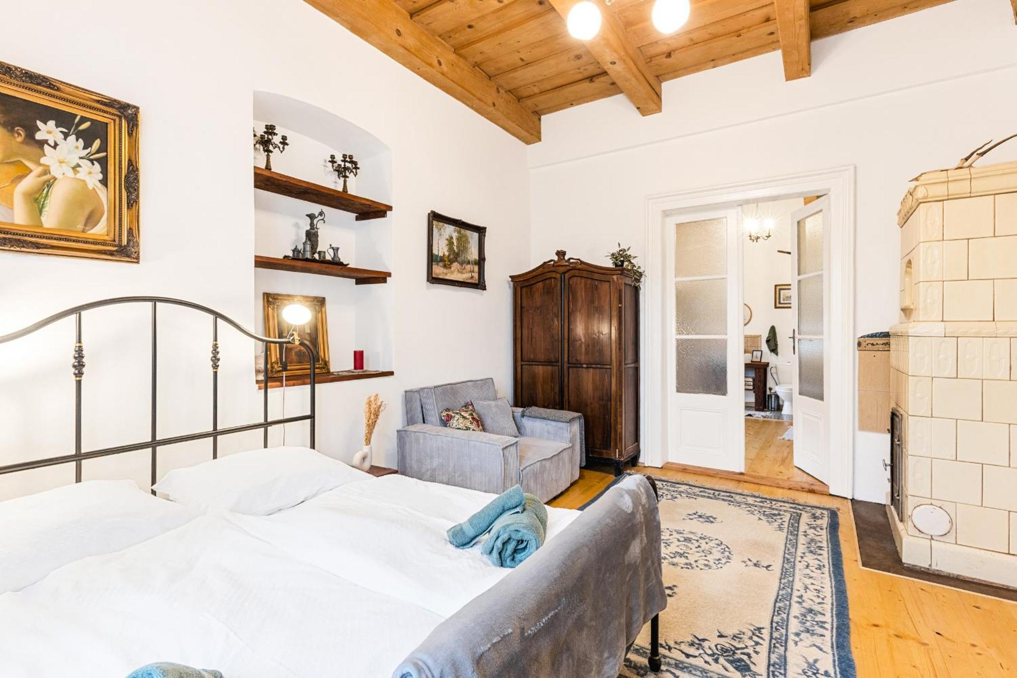 Sovi Dom- Historicke Apartmany Z 19 Storocia, 4Km Od Banskej Stiavnice Svätý Anton Kültér fotó
