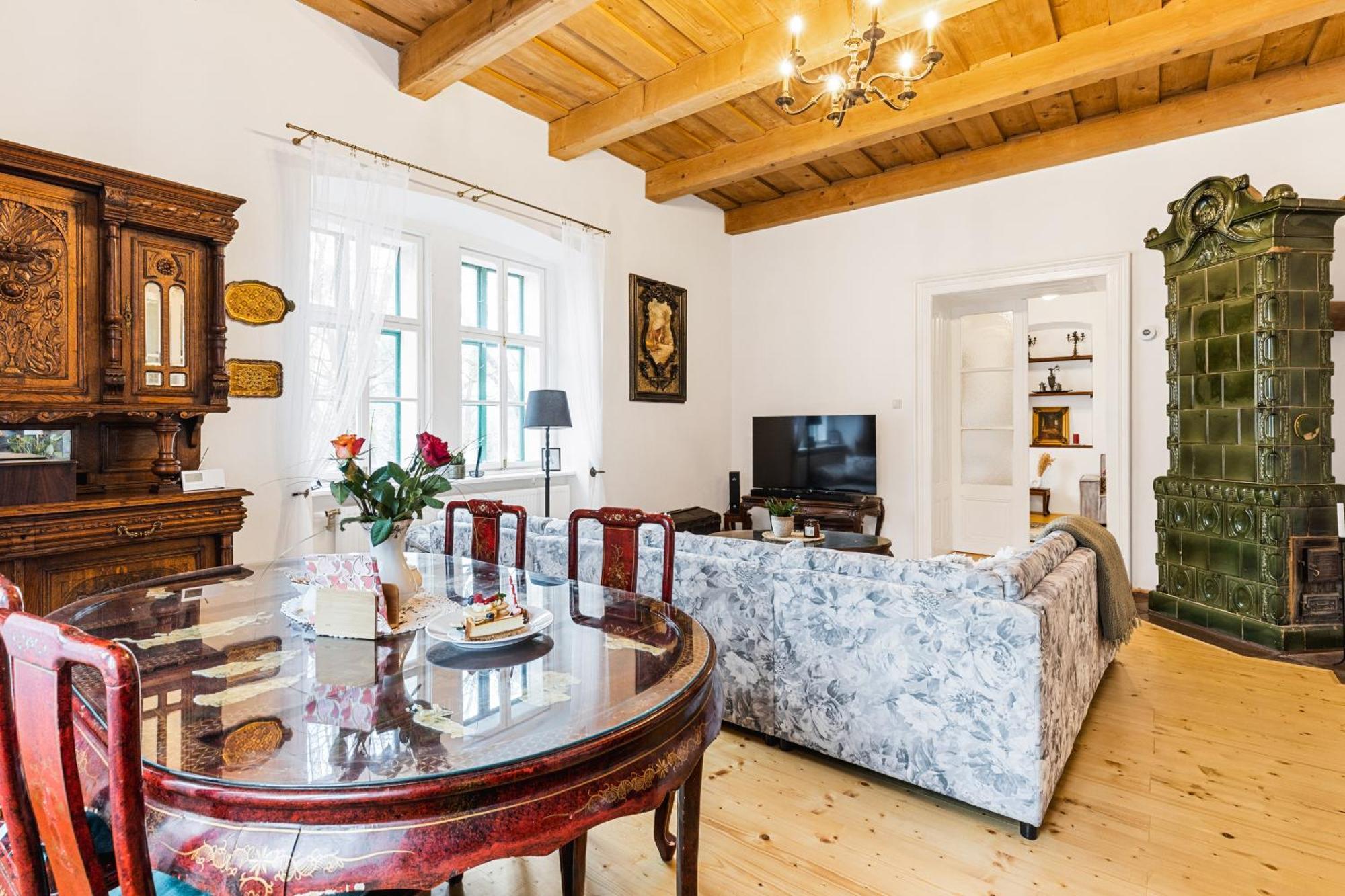 Sovi Dom- Historicke Apartmany Z 19 Storocia, 4Km Od Banskej Stiavnice Svätý Anton Kültér fotó