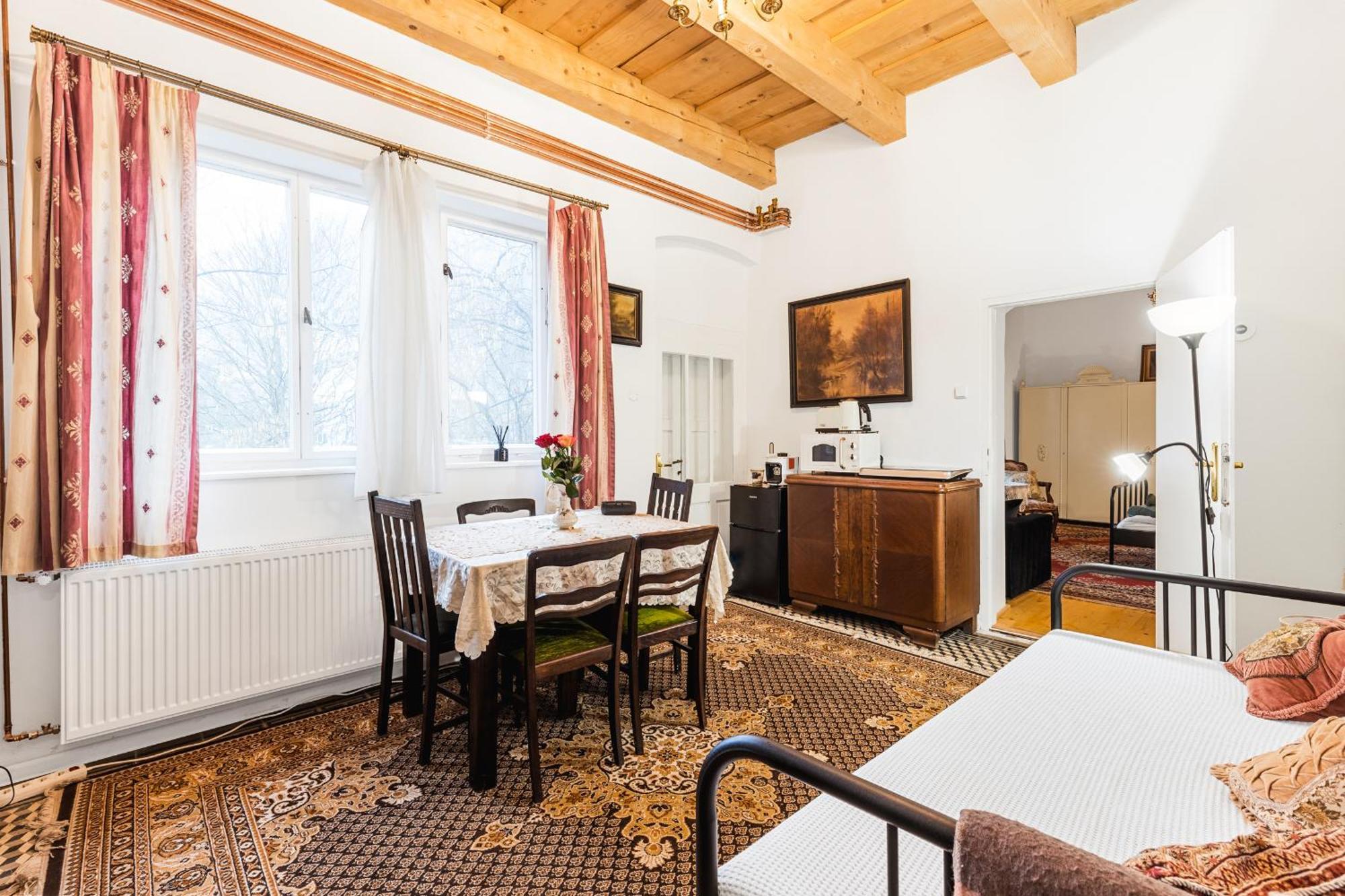Sovi Dom- Historicke Apartmany Z 19 Storocia, 4Km Od Banskej Stiavnice Svätý Anton Kültér fotó